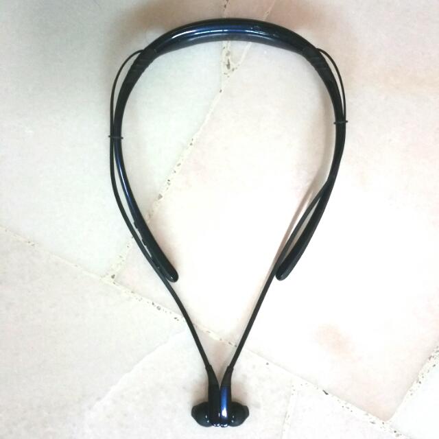 level bluetooth earpiece