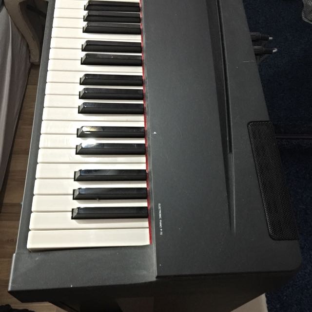Yamaha Electronic Piano P70, Hobbies & Toys, Music & Media, Musical
