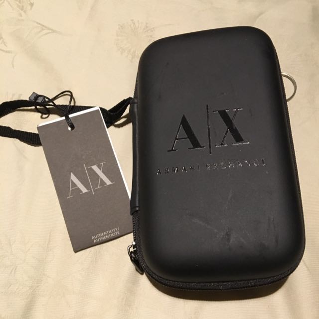 armani power bank
