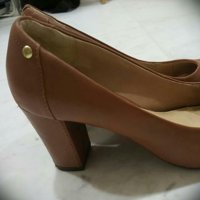 Hush Puppies Shoes, SIZE 39, Women's Fashion, Footwear, Flats on Carousell