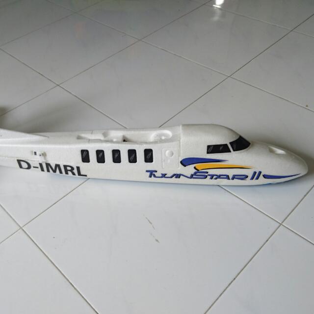 twinstar rc plane