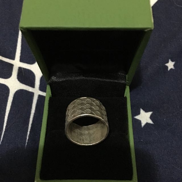Silver Ring （分類：手鍊）位於 Hong Kong。 由 emmyli 提交（商品編號 55686535，圖片 2）。簡介： 。