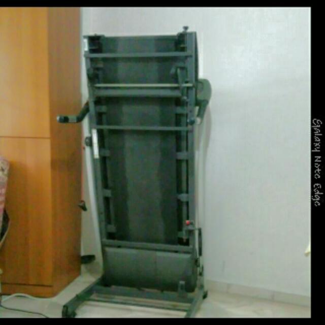 SportsArt Treadmill (USA Make), Sports Equipment, Exercise & Fitness