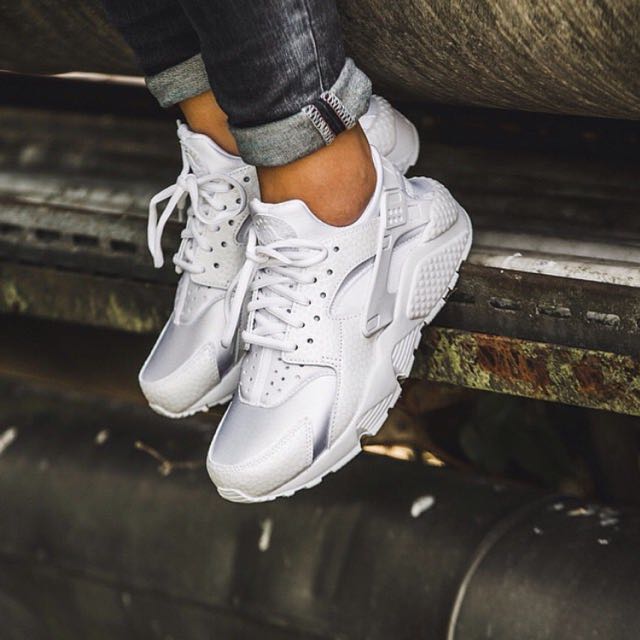 Air Huarache Triple White