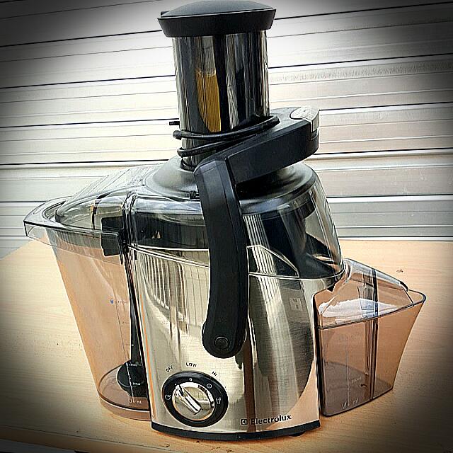 Electrolux juicer top