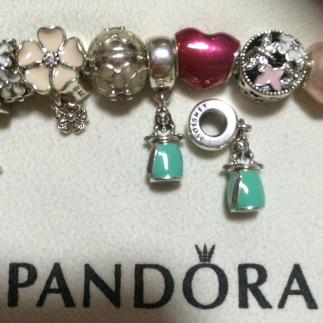 Authentic Pandora Disney Alice In Wonderland Dangle Women S Fashion On Carousell Authentic Pandora Disney Alice In Wonderland Dangle Women S Fashion On Carousell