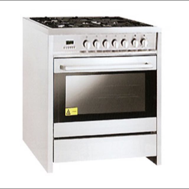 range cooker with gas oven