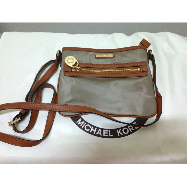 Michael kors sales kempton messenger