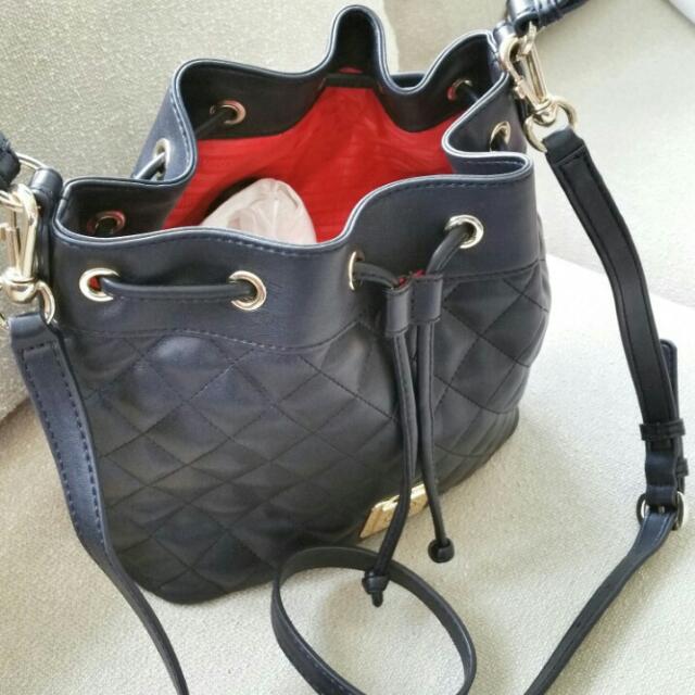 love moschino bags singapore