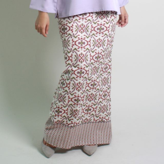 Kain Batik Kipas Belakang Women S Fashion Dresses Sets Traditional Ethnic Wear On Carousell