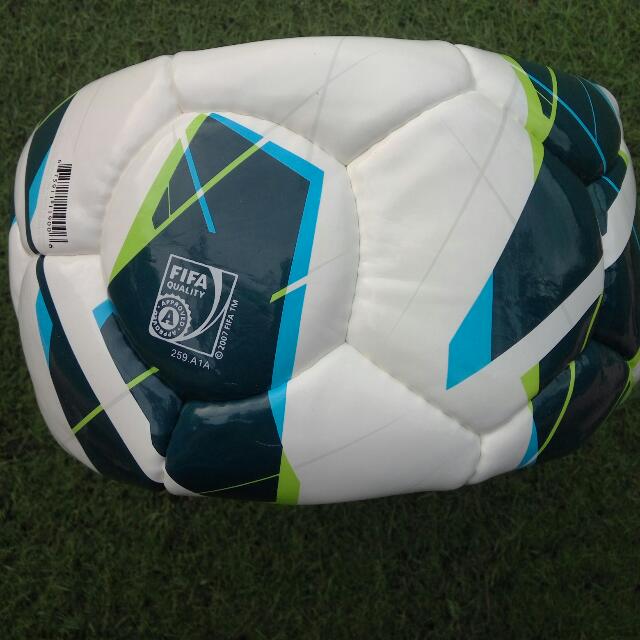 Nike catalyst cheap match ball