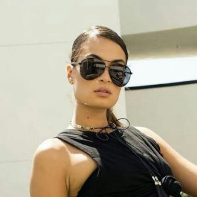 Vivienne quay Clearance