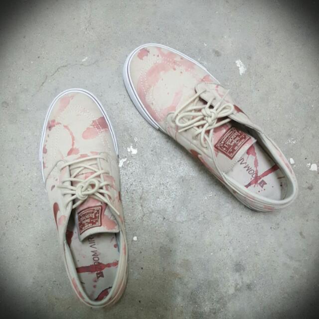 janoski wino