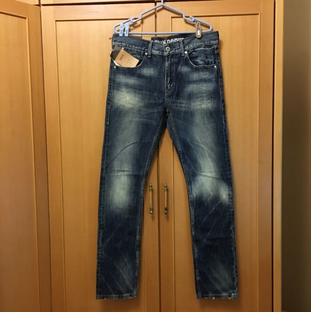 levis 605