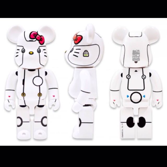 hello kitty bearbrick