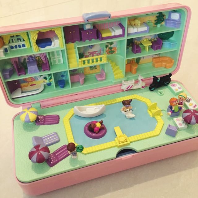 polly pocket pool party playset