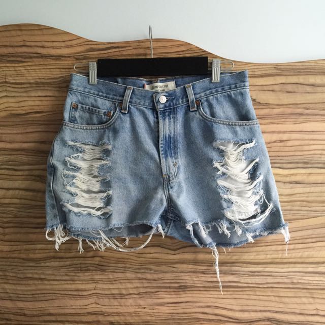 vintage levis high waisted denim shorts