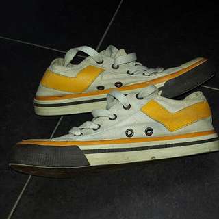PONY Shoes Authentic Vintage