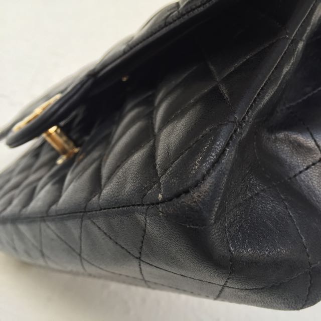 Pre-loved Chanel Classic Lambskin Bag, Luxury on Carousell
