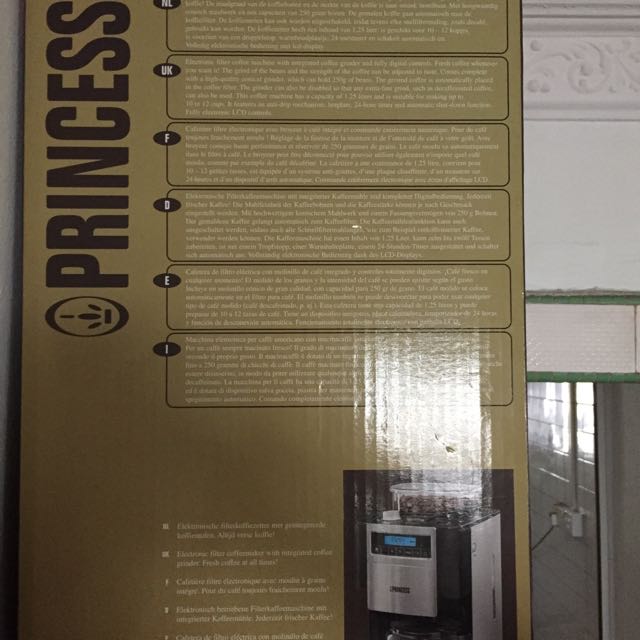 Princess Coffee Maker And Grinder Deluxe, TV & Home Appliances, Kitchen