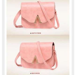 Fashion V Shoulder Bag