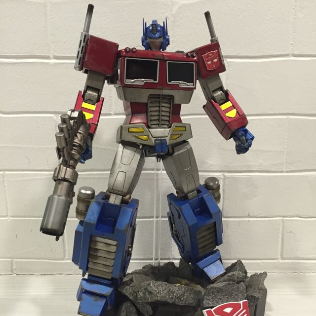 hot toys optimus