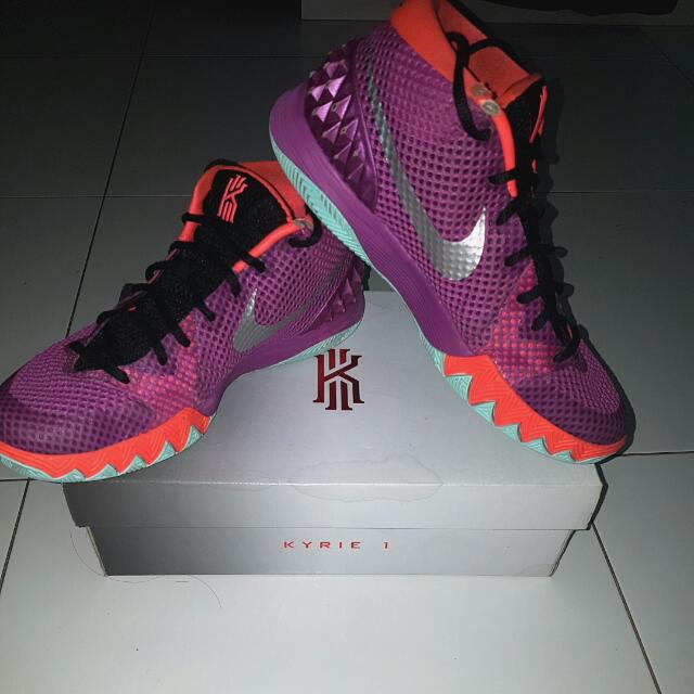 kyrie 1s