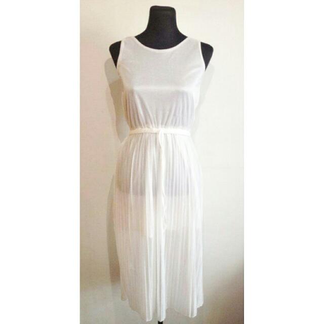 THE RAMP white Dress, Women's Fashion, Dresses & Sets, Dresses on Carousell