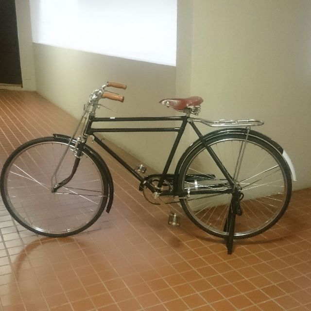 vintage city bike