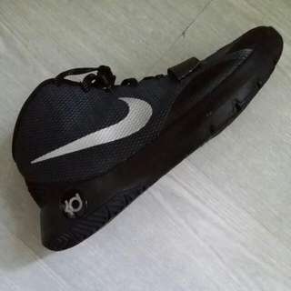 NIKE KD Trey5 lll  us 9.5 (9.8成新)