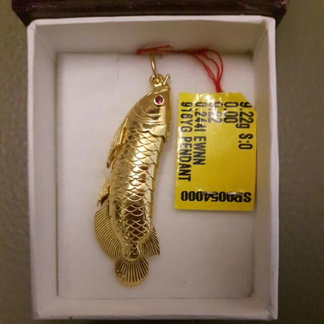 916 Gold Pendant Luxury On Carousell
