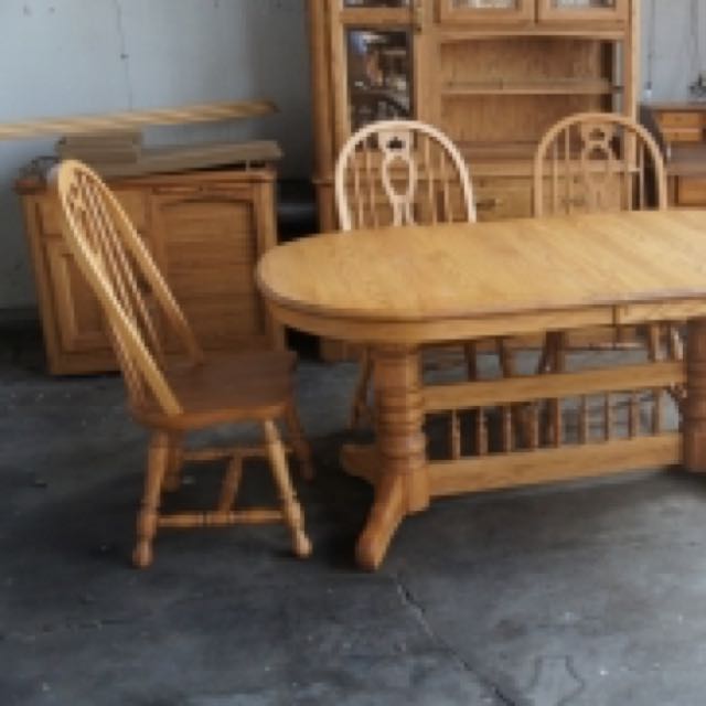 Richardson Brothers High Quality Heavy Oak 13piece Dining Set