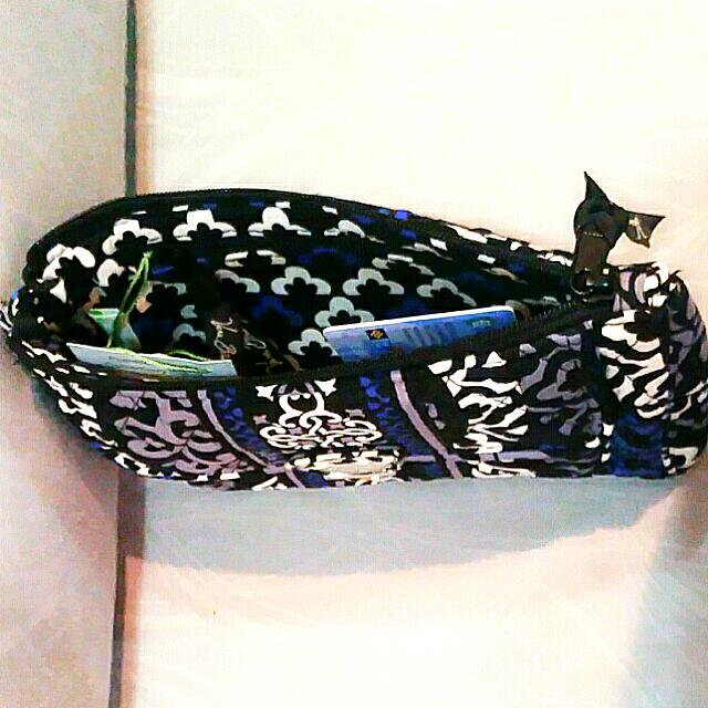 Vera bradley cheap pushlock wristlet