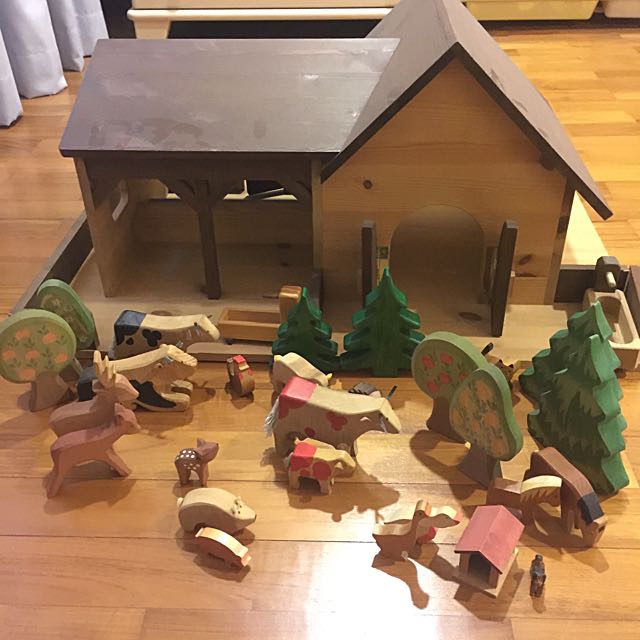 wooden farmhouse toy