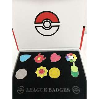 Pokemon League Gym Badge Brooch Sets Pokeball Box Set