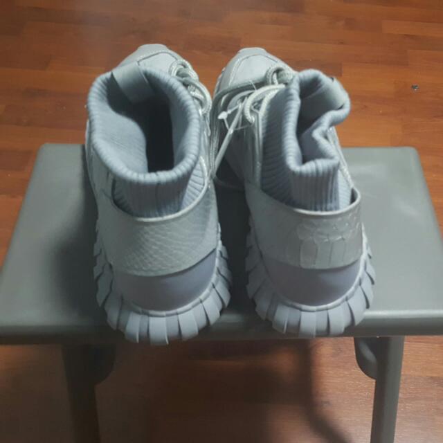 Tubular doom 2025 metallic silver