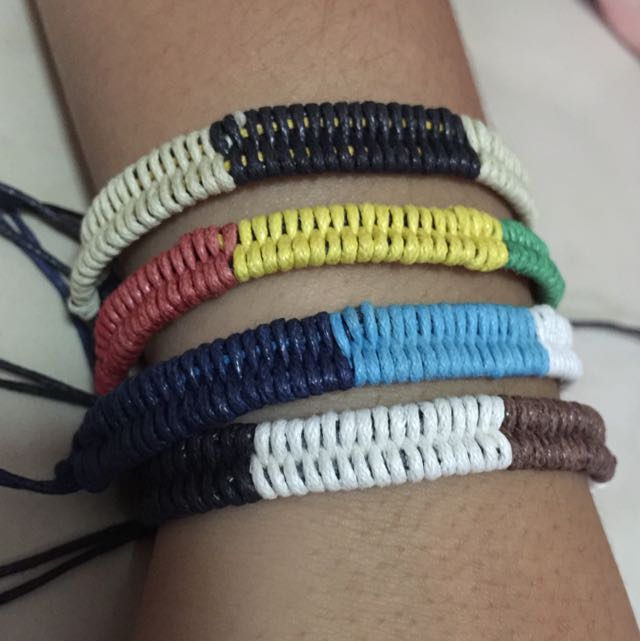 hand friendship band