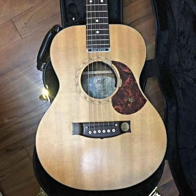 Mini Maton EMS6 Travel Guitar