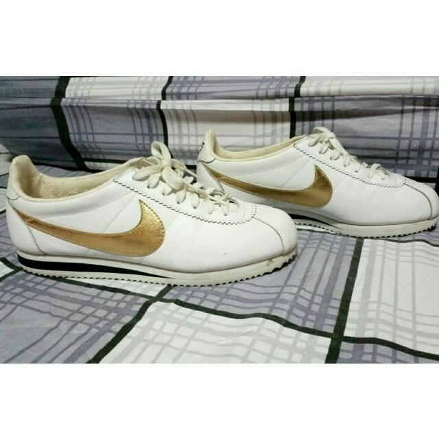 nike cortez with gold swoosh