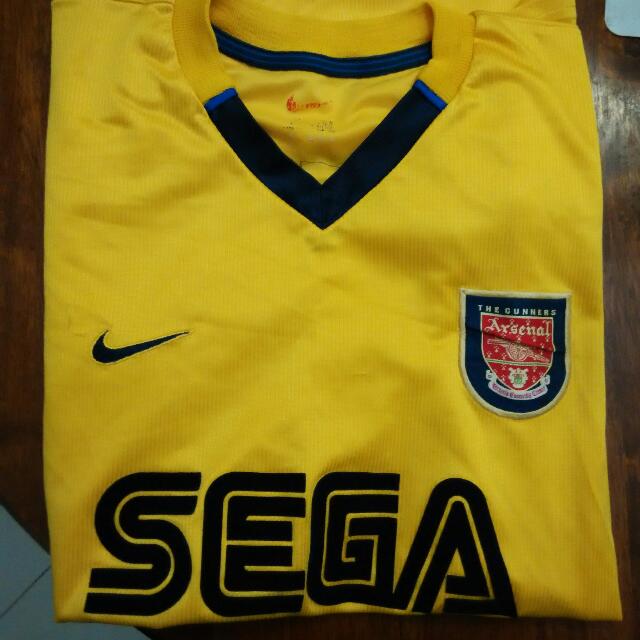 arsenal yellow sega kit