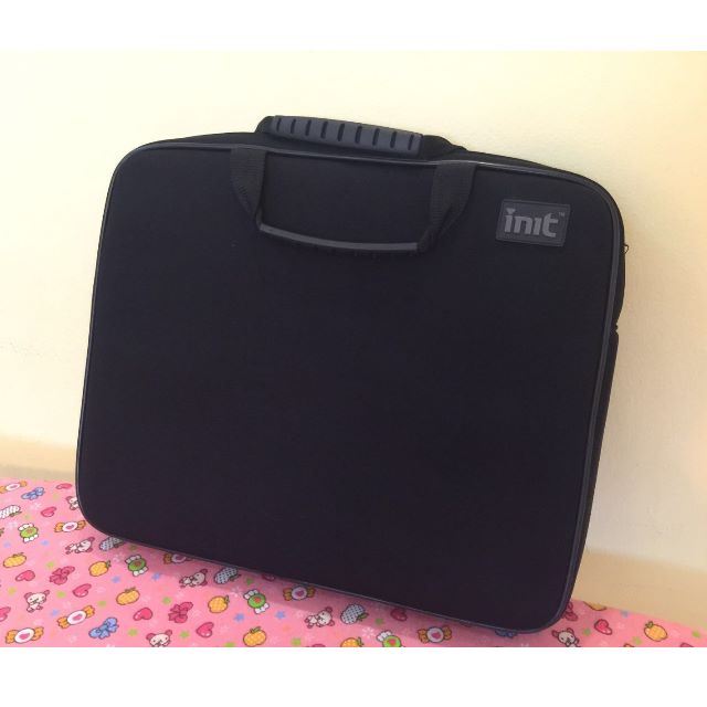 Init new arrivals laptop case