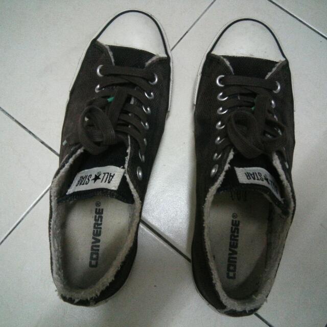 Butik kasut converse store