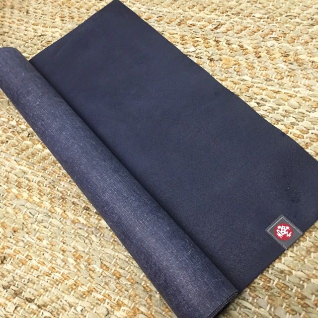 Manduka eKO Superlite Travel Yoga Mat 79'' 1.5mm - Midnight