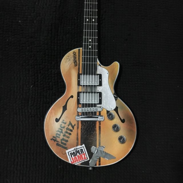 Paper Jamz Guitar, Hobbies & Toys, Music & Media, Music Accessories on