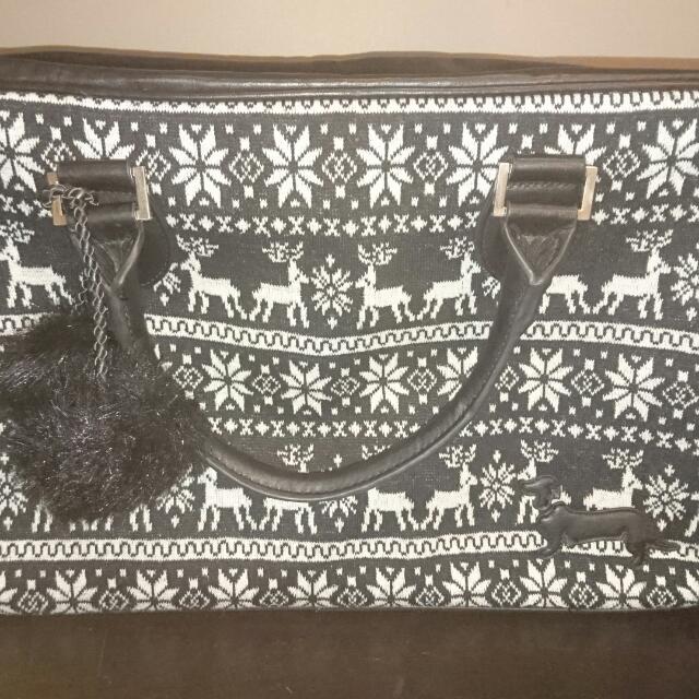 Peter alexander shop overnight bag
