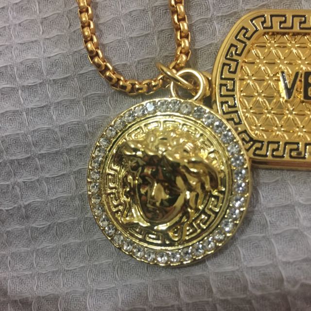 Replica Versace Chain Men s Fashion on Carousell