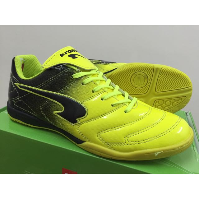 ORI] Kronos Futsal Shoe, Sports on 