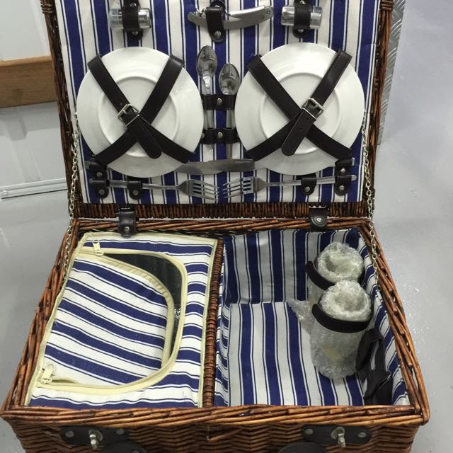 (reserved) Used Picnic Basket, Furniture & Home Living, Kitchenware & Tableware, Other ...