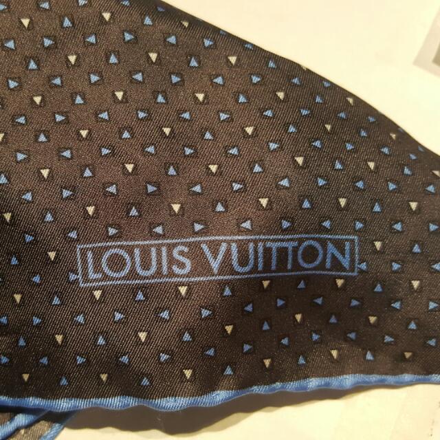 Authentic Louis Vuitton Vintage Pocket Square 12 X 12 Inches 