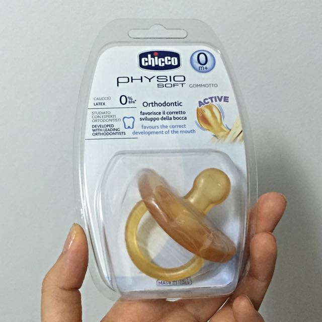 chicco latex soother